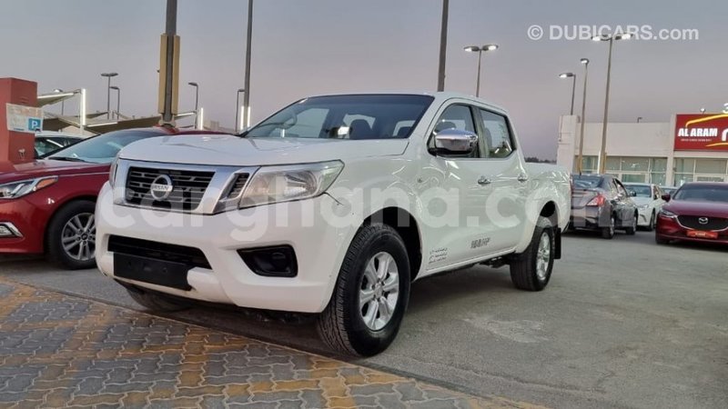 Big with watermark nissan navara ashanti import dubai 45623