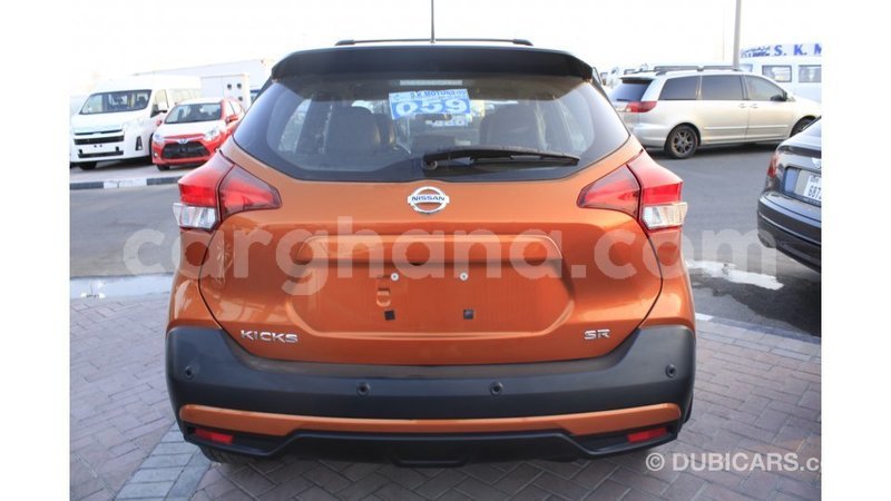 Big with watermark nissan evalia ashanti import dubai 45632