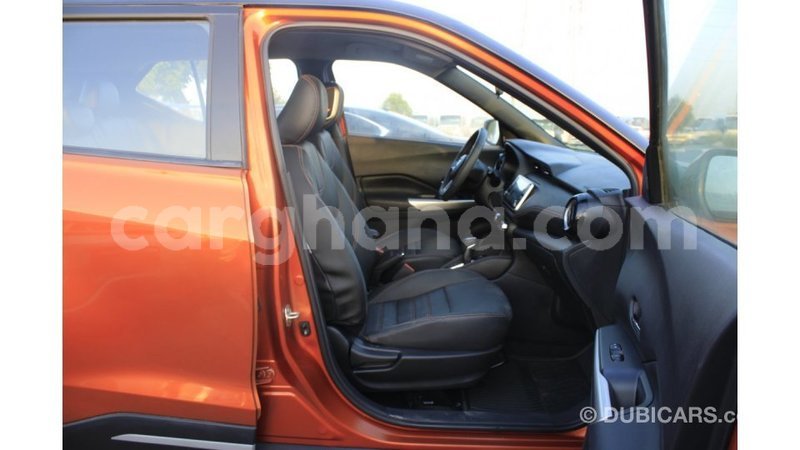 Big with watermark nissan evalia ashanti import dubai 45632