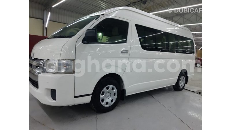 Big with watermark toyota hiace ashanti import dubai 45634