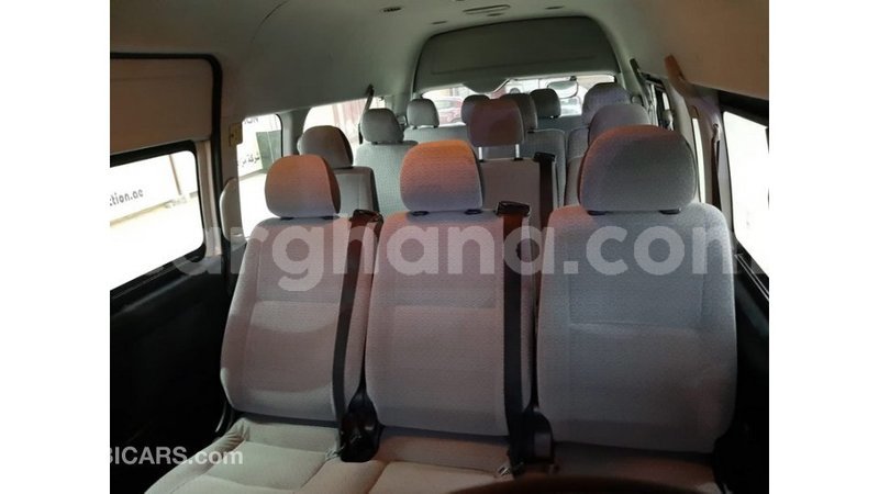 Big with watermark toyota hiace ashanti import dubai 45634