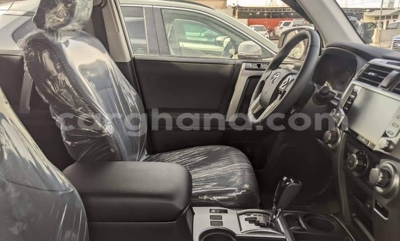 Buy Used Toyota 4Runner White Car in Accra in Greater Accra Buy Used Toyota 4Runner White Car in Accra in Greater Accra