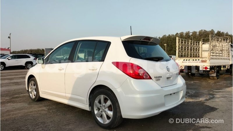 Big with watermark nissan versa ashanti import dubai 45668