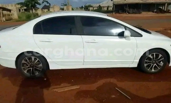 Buy Used Honda Civic White Car in Accra in Greater Accra Buy Used Honda Civic White Car in Accra in Greater Accra