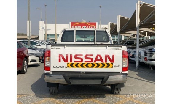 Ra Imported Nissan Navara funfun Ọkọ̀ in Import - Dubai ni Ashanti Ra Imported Nissan Navara funfun Ọkọ̀ in Import - Dubai ni Ashanti