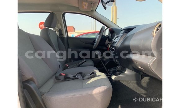 Ra Imported Nissan Navara funfun Ọkọ̀ in Import - Dubai ni Ashanti Ra Imported Nissan Navara funfun Ọkọ̀ in Import - Dubai ni Ashanti