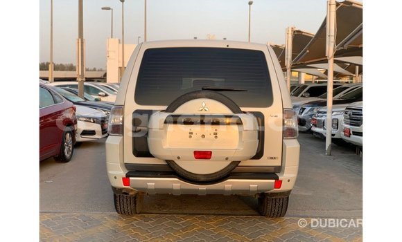 Ra Imported Mitsubishi Pajero funfun Ọkọ̀ in Import - Dubai ni Ashanti Ra Imported Mitsubishi Pajero funfun Ọkọ̀ in Import - Dubai ni Ashanti