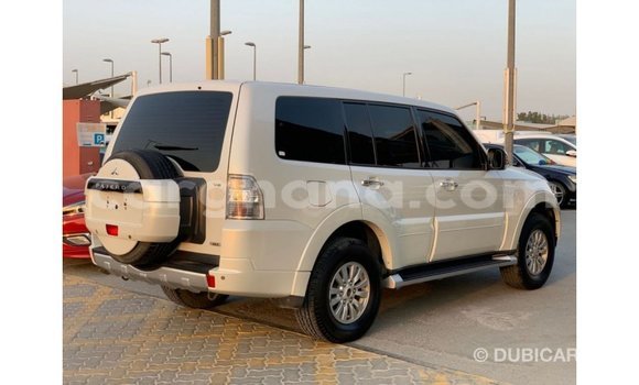 Ra Imported Mitsubishi Pajero funfun Ọkọ̀ in Import - Dubai ni Ashanti Ra Imported Mitsubishi Pajero funfun Ọkọ̀ in Import - Dubai ni Ashanti