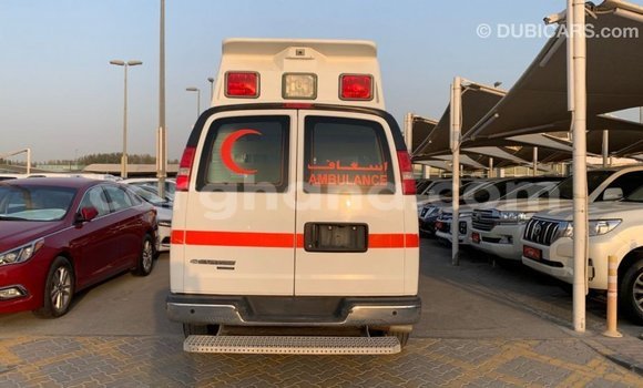 Sayi Imported Chevrolet Express White Mota in Import - Dubai a Ashanti Sayi Imported Chevrolet Express White Mota in Import - Dubai a Ashanti