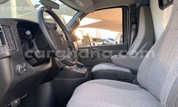 Sayi Imported Chevrolet Express White Mota in Import - Dubai a Ashanti Sayi Imported Chevrolet Express White Mota in Import - Dubai a Ashanti