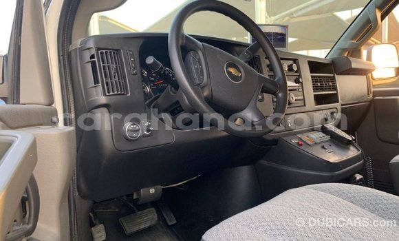 Sayi Imported Chevrolet Express White Mota in Import - Dubai a Ashanti Sayi Imported Chevrolet Express White Mota in Import - Dubai a Ashanti