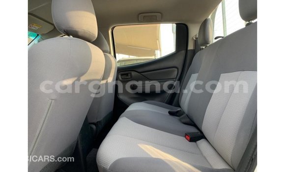 Ra Imported Mitsubishi L200 funfun Ọkọ̀ in Import - Dubai ni Ashanti Ra Imported Mitsubishi L200 funfun Ọkọ̀ in Import - Dubai ni Ashanti