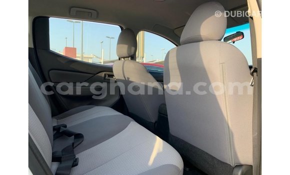 Ra Imported Mitsubishi L200 funfun Ọkọ̀ in Import - Dubai ni Ashanti Ra Imported Mitsubishi L200 funfun Ọkọ̀ in Import - Dubai ni Ashanti