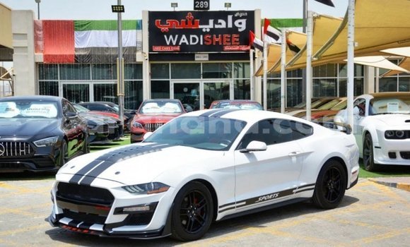 Sayi Imported Ford Mustang White Mota in Import - Dubai a Ashanti Sayi Imported Ford Mustang White Mota in Import - Dubai a Ashanti