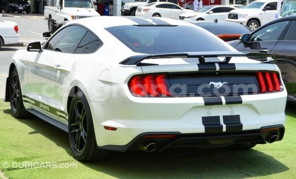 Sayi Imported Ford Mustang White Mota in Import - Dubai a Ashanti Sayi Imported Ford Mustang White Mota in Import - Dubai a Ashanti