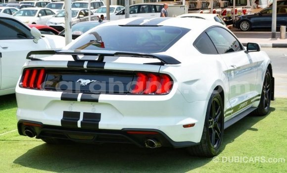 Sayi Imported Ford Mustang White Mota in Import - Dubai a Ashanti Sayi Imported Ford Mustang White Mota in Import - Dubai a Ashanti