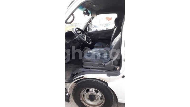 Big with watermark nissan urvan ashanti import dubai 45738