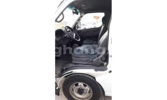 Sayi Imported Nissan Urvan White Mota in Import - Dubai a Ashanti Sayi Imported Nissan Urvan White Mota in Import - Dubai a Ashanti