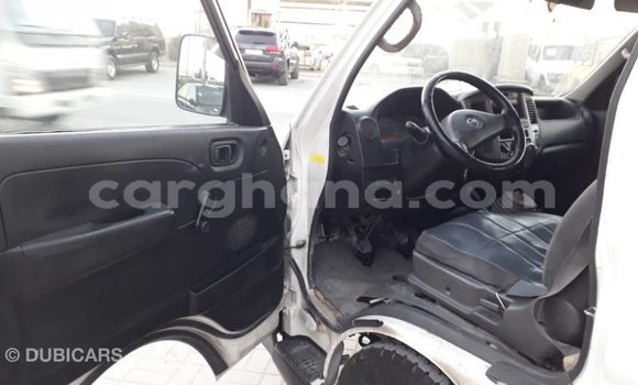 Sayi Imported Nissan Urvan White Mota in Import - Dubai a Ashanti Sayi Imported Nissan Urvan White Mota in Import - Dubai a Ashanti