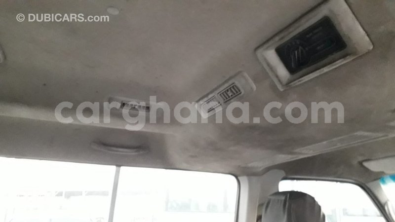 Big with watermark nissan urvan ashanti import dubai 45738