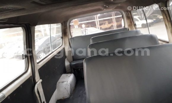 Sayi Imported Nissan Urvan White Mota in Import - Dubai a Ashanti Sayi Imported Nissan Urvan White Mota in Import - Dubai a Ashanti