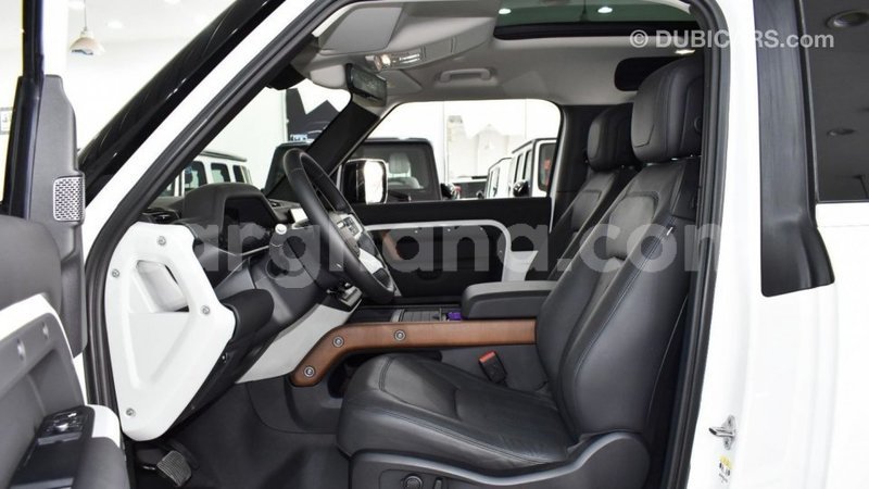 Big with watermark land rover defender ashanti import dubai 45742