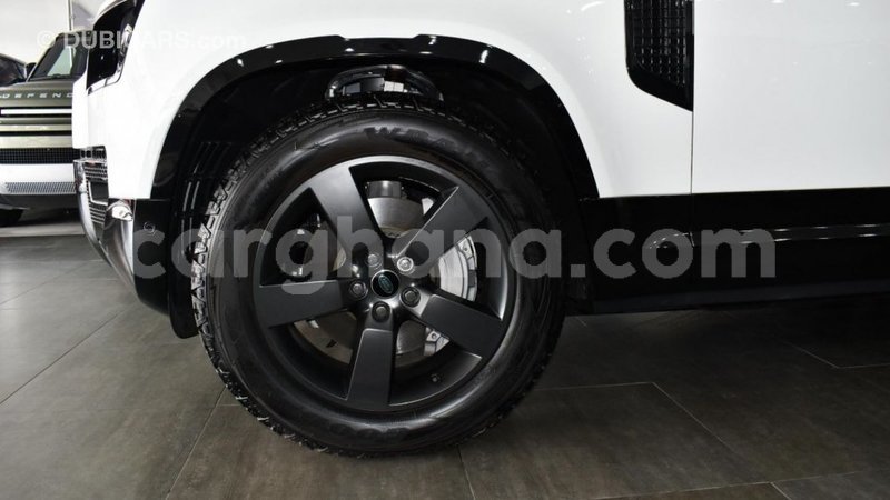 Big with watermark land rover defender ashanti import dubai 45742