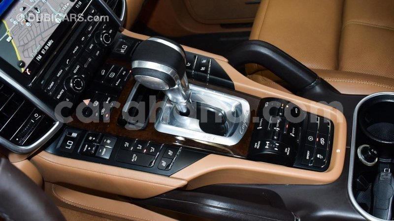 Big with watermark porsche cayenne ashanti import dubai 45743