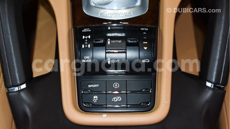 Big with watermark porsche cayenne ashanti import dubai 45743