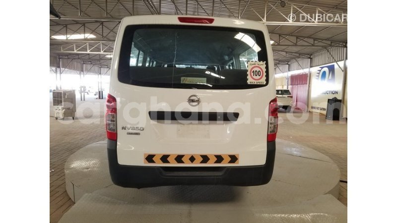 Big with watermark nissan urvan ashanti import dubai 45746