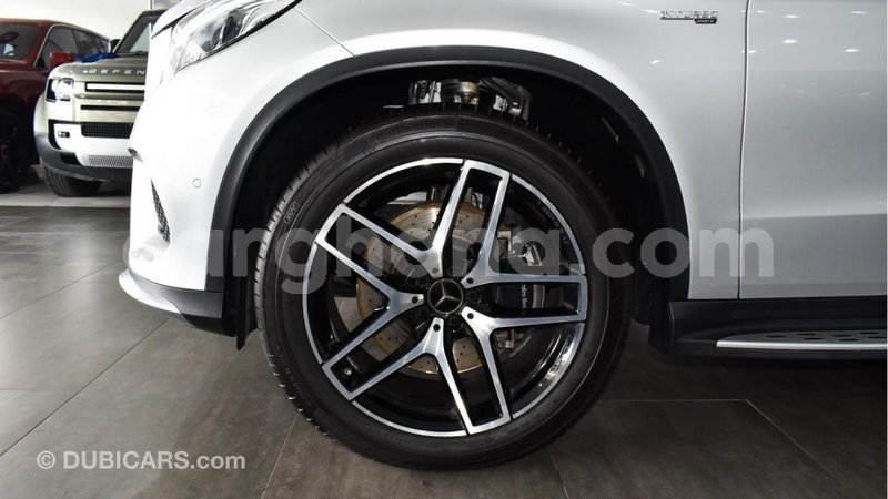 Big with watermark mercedes benz a200 ashanti import dubai 45749