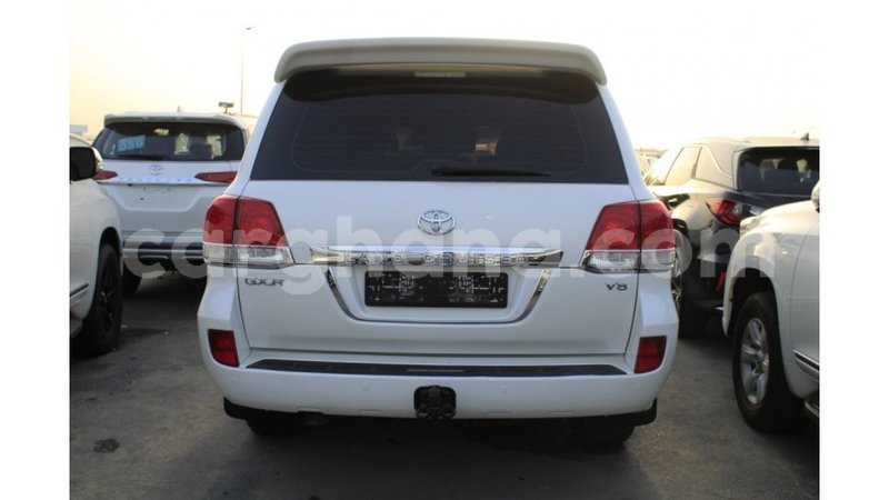 Big with watermark toyota land cruiser ashanti import dubai 45750