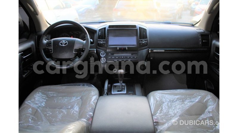 Big with watermark toyota land cruiser ashanti import dubai 45750