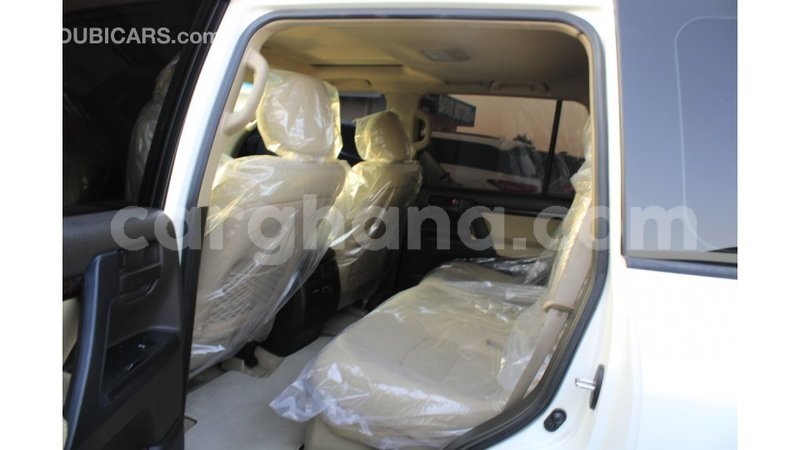 Big with watermark toyota land cruiser ashanti import dubai 45750