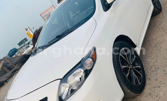 Buy Used Toyota Corolla White Car in Accra in Greater Accra