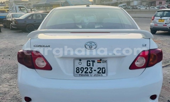 Buy Used Toyota Corolla White Car in Accra in Greater Accra Buy Used Toyota Corolla White Car in Accra in Greater Accra