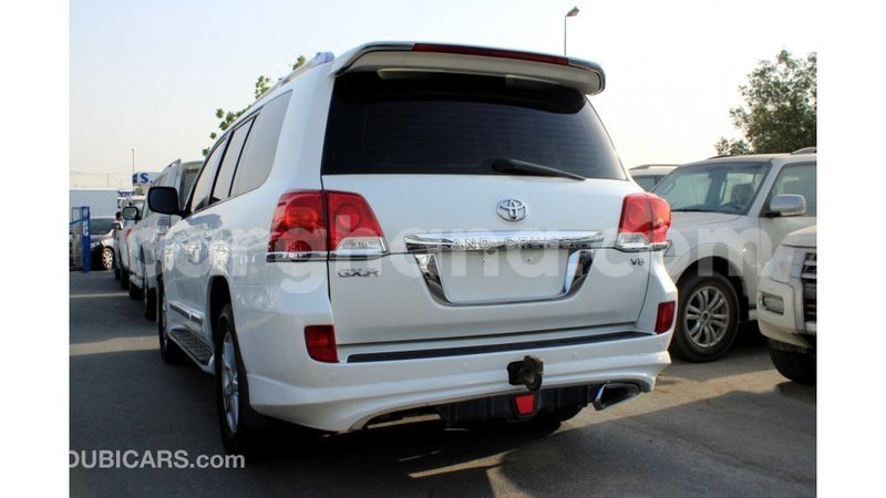 Big with watermark toyota land cruiser ashanti import dubai 45784