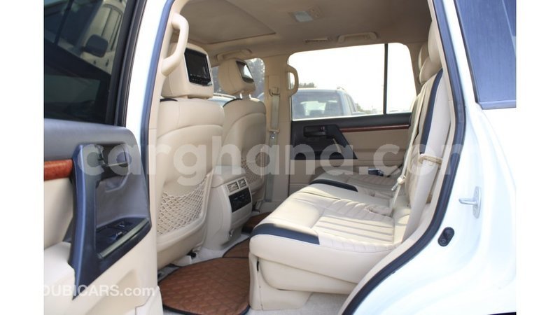 Big with watermark toyota land cruiser ashanti import dubai 45784