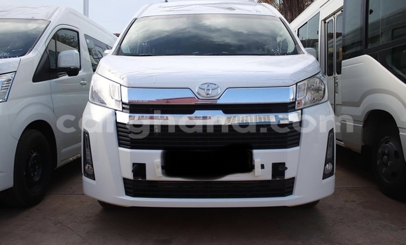Sayi Na hannu Toyota Hiace White Mota in Accra a Greater Accra Sayi Na hannu Toyota Hiace White Mota in Accra a Greater Accra