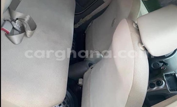 Sayi Na hannu Toyota Vitz Azurfa Mota in Accra a Greater Accra Sayi Na hannu Toyota Vitz Azurfa Mota in Accra a Greater Accra