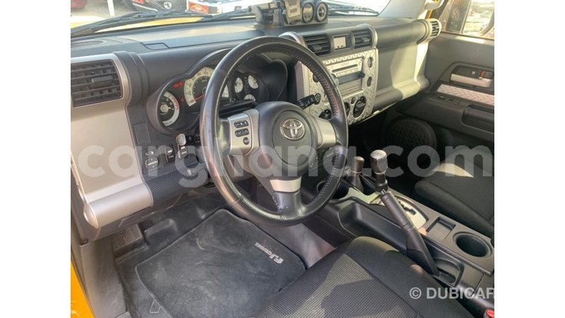 Big with watermark toyota fj cruiser ashanti import dubai 45804