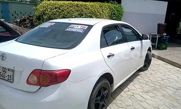 Buy Used Toyota Corolla White Car in Accra in Greater Accra Buy Used Toyota Corolla White Car in Accra in Greater Accra