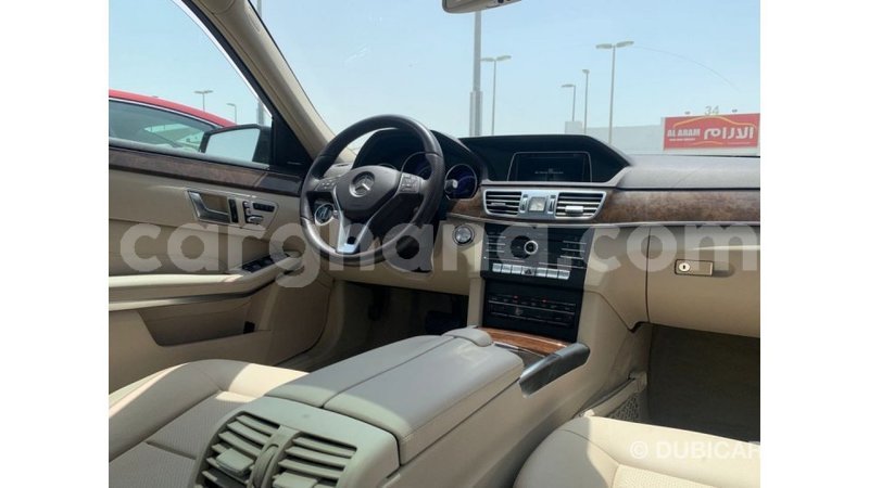 Big with watermark mercedes benz a200 ashanti import dubai 45834