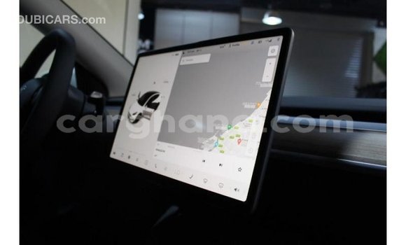 Ra Imported Tesla Model S funfun Ọkọ̀ in Import - Dubai ni Ashanti Ra Imported Tesla Model S funfun Ọkọ̀ in Import - Dubai ni Ashanti