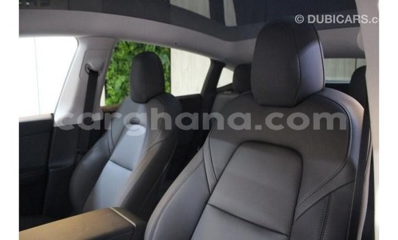 Ra Imported Tesla Model S funfun Ọkọ̀ in Import - Dubai ni Ashanti Ra Imported Tesla Model S funfun Ọkọ̀ in Import - Dubai ni Ashanti