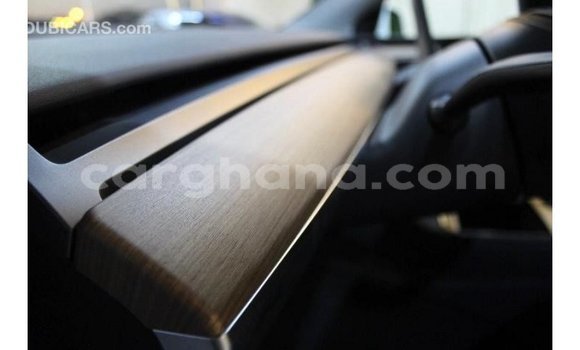 Ra Imported Tesla Model S funfun Ọkọ̀ in Import - Dubai ni Ashanti Ra Imported Tesla Model S funfun Ọkọ̀ in Import - Dubai ni Ashanti