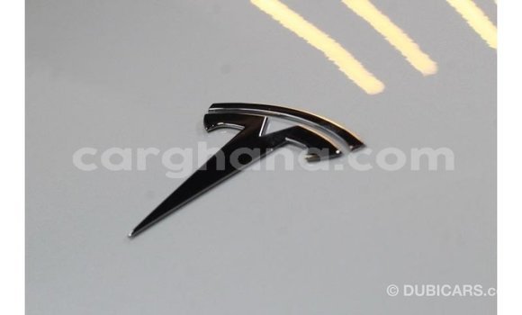Ra Imported Tesla Model S funfun Ọkọ̀ in Import - Dubai ni Ashanti Ra Imported Tesla Model S funfun Ọkọ̀ in Import - Dubai ni Ashanti