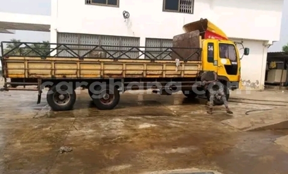 Buy Used Kia X-Trek Beige Car in Accra in Greater Accra Buy Used Kia X-Trek Beige Car in Accra in Greater Accra