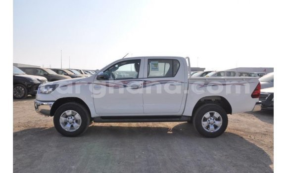Buy Import Toyota Hilux White Car in Import - Dubai in Ashanti Buy Import Toyota Hilux White Car in Import - Dubai in Ashanti