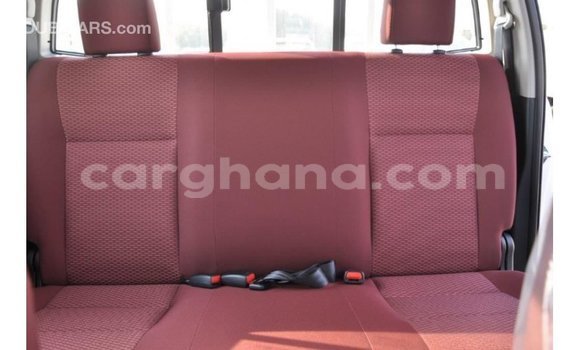 Buy Import Toyota Hilux White Car in Import - Dubai in Ashanti Buy Import Toyota Hilux White Car in Import - Dubai in Ashanti